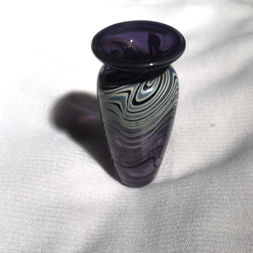 Glass bottle